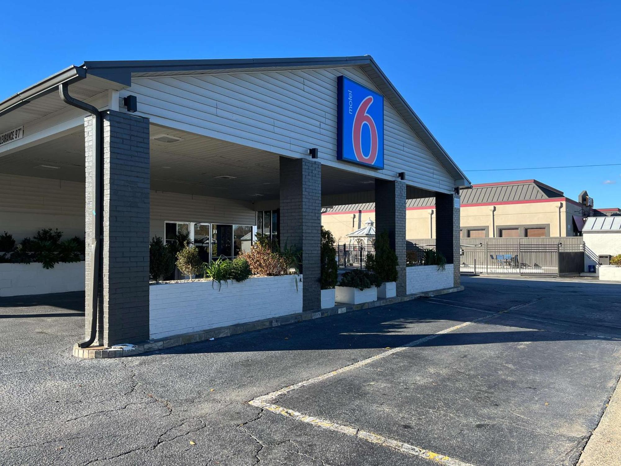 Motel 6 Greenville, Nc Ecu Medical Center Exterior photo